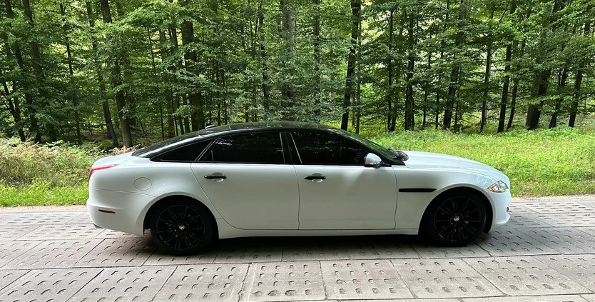 Jaguar XJ cena 99900 przebieg: 79000, rok produkcji 2015 z Barcin małe 596